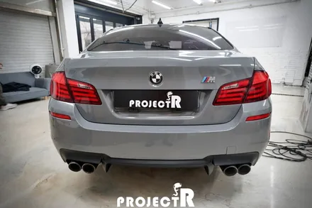 BMW 5시리즈 전체 랩핑, 에이버리 락그레이 자동차 래핑 by 부천 랩핑 전문 프로젝트R / 부천 원미구 상동