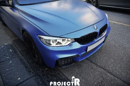 BMW 4시리즈 사고 부분 랩핑, 에이버리 슈프림 사틴 웨이브 블루 메탈릭 by 부천 자동차 래핑 전문 프로젝트R / 부천 원미구 상동