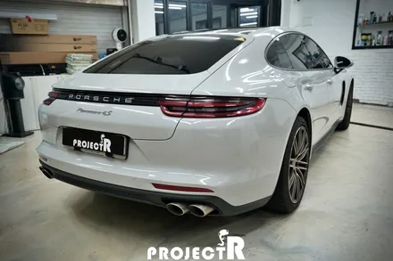 포르쉐 파나메라 4S 전체 랩핑, 에이버리 유광 그레이 크레용 컬러 자동차 랩핑 in 부천 프로젝트알 / 부천 원미구 상동