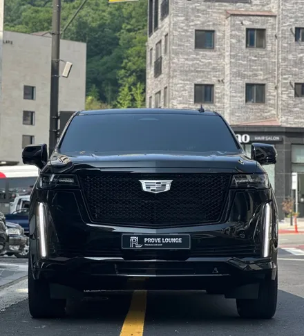 [ 분당 판교 광택 ] \' 캐딜락 에스컬레이드 \' 신차 출고 후 본넷에 유리막코팅 잔사와 워터스팟 발생하여 부분광택 작업과 기온쿼츠 싱크로 유리막코팅으로 재시공 / 성남, 판교, 분당, 용인