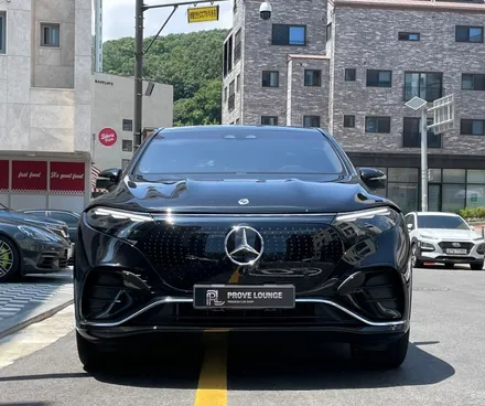 \' 벤츠 EQS 580 \' 화이트시트 인테리어 차량에 커피 흘려 얼룩 오염 발생, 판교 실내 디테일링세차 작업으로 회복 / 성남, 판교, 분당, 용인
