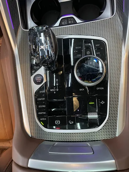 보정동손세차 \'BMW X6\' 휠 분진, 오염물 디테일링 작업으로 깔끔하게 제거 / 성남, 판교, 분당, 용인