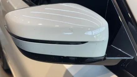 [ 성남동 세차 ] \' BMW 330E \' 디테일링 작업과 스톤칩 발생으로 순정 BMW 페인트 붓펜으로 커버업 / 성남, 판교, 분당, 용인