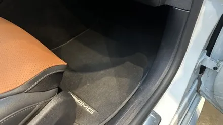 판교 토사물제거 \' 벤츠 C300 \' 연말 회식 후 차량에 오바이트 냄새제거! / 성남, 판교, 분당, 용인