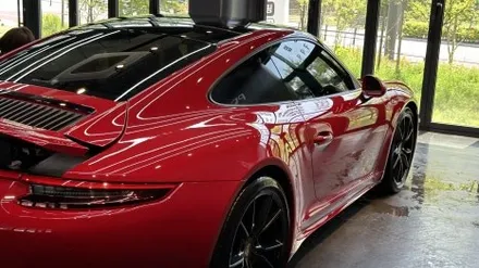 운중동광택 \' 포르쉐911 카레라4 GTS \' 수많은 기스발생으로 현저히 떨어진 광택감을 되찾기 위해 성남 광택전문점으로! / 성남, 판교, 분당, 용인