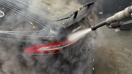 강남, 잠실, 서초 백화점 주차장 석회물피해 복원 \' 벤츠 GT43 AMG \' 비용부담 일절없이 일상배상책임 보상! / 성남, 판교, 분당, 용인