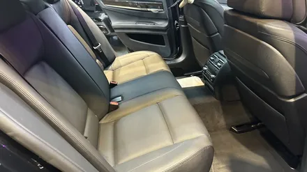 성남, 분당석회물제거 \' BMW 740D \' 주차장 피해복원 대처방법! / 성남, 판교, 분당, 용인