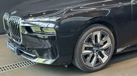 [공지] [ 분당PPF ] 신차 출고 \'BMW I7 \' 무광 풀PPF 작업으로 스크래치로부터 차량 보호와 블랙 유광에서 은은항 무광으로 드레스업 / 성남, 판교, 분당, 용인