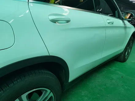 강남수입차수리 벤츠 GLC300 도어 판금도색 / 강남구 역삼동