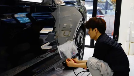 PPF 보험처리/ 필름이 도장면을 지켜줬네요. BMW IX3 / 강남구 역삼동