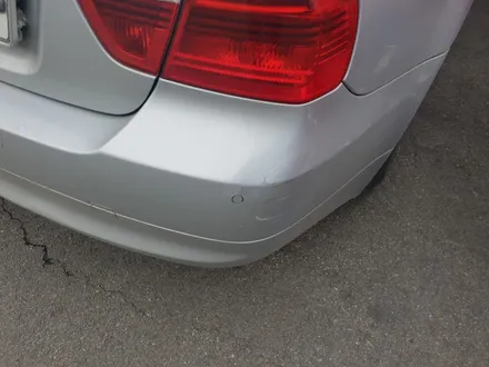 BMW320i 뒤에서 박힌 뒷범퍼 마곡지구 수입차도색 전문점에서 해결 / 강남구 역삼동