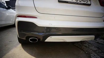 강남 수입차도색 BMW X4 뒷범퍼 탈착도색으로 복원했습니다. / 강남구 역삼동