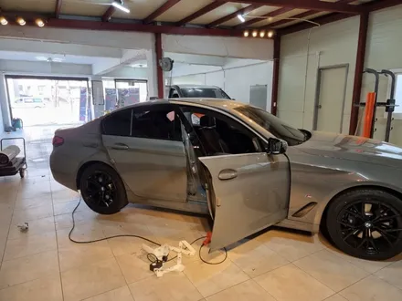 [청주랩핑][복대동랩핑] S/G 에스게러지 BMW 5시리즈 크롬 죽이기 부분랩핑 / 천안 업성동
