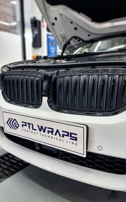 BMW g30 520i 5시리즈크롬죽이기/ 스플리터/ 블랙 키드니그릴 교체는 수원랩핑 [ PTL 랩스 ] / 수원 호매실동