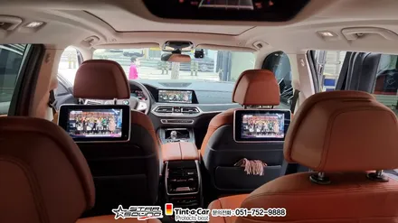 ☆스타사운드☆ BMW X7  주행중에도 고화질 시청 가능한 스카이라이프 LTE 장착 작업시간 3~4시간이면 충분 합니다.