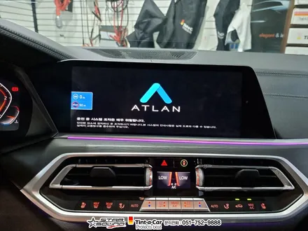 ☆스타사운드☆ BMW X7  안드로이드 셋탑 내비게이션 장착 후석모니터연동 까지  M2C 200A PLUS 작업시간 3시간