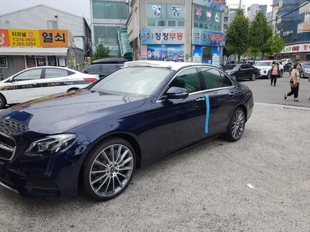 ☆스타사운드☆벤츠E350 다이아몬드그릴 교체 및 틴트어카 고스트 10,30프로 시공 이야기
