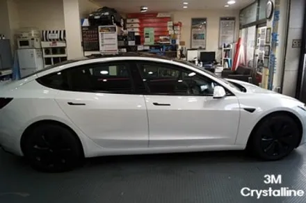 관악구 테슬라 스타일 랩  모델 3 RWD 무상시공. 크리스탈라인 가장 많이 선택하시는 농도 시공 / 서울 관악
