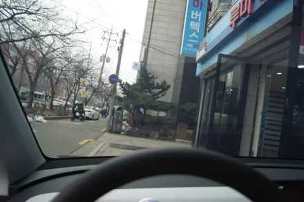 26년 출시 테슬라 모델 Y이미 알고 선택한 썬팅, 솔라가드 네오 Z (밝은 고성능 조합)전면 50% · 측후면 30% + PPF 3종 시공기 . 관악썬팅 / 서울 관악
