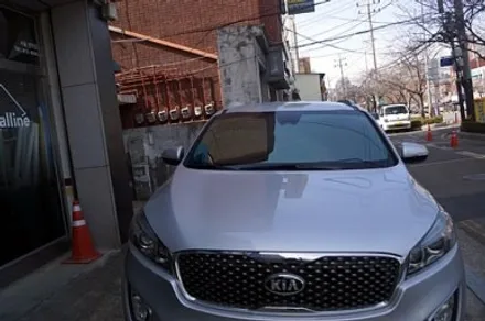 올뉴 쏘렌토 UM 여름 대비  썬팅 재시공 후기 – 루마 로얄 시리즈 701 선택! 동작구 관악구 로얄시리즈 전문 인증점 / 서울 관악