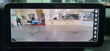 벤츠C250에 어라운드뷰 서라운드뷰/플러스뷰(3D Plus view)