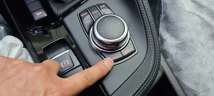 BMW X1 어라운드뷰 초고화질 슈퍼HD 슈퍼뷰 장착 【슈퍼뷰 인천 전문점 더네비】