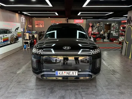 해운대 랩핑 아이오닉9 크롬죽이기 시공으로 완성된 올블랙 SUV / 부산 해운대구