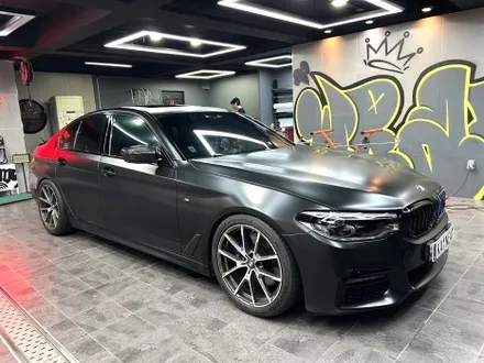 부산자동차랩핑 bmw 5시리즈 사틴블랙으로 변신 / 부산 해운대구