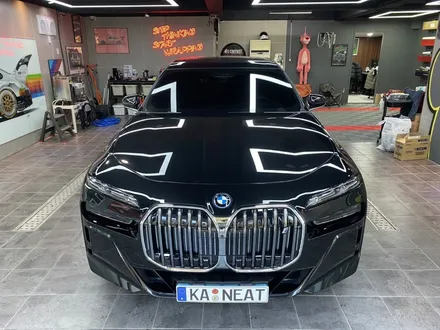 부산랩핑 BMW i7 퀄리티 높은 투톤랩핑으로 비용과 시간 절감해보았습니다 ! / 부산 해운대구