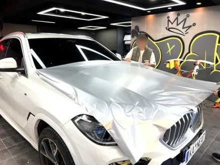부산랩핑 BMW X6 듀오톤(투톤) 랩핑 사틴 실버 메탈릭으로 고급스럽게 / 부산 해운대구