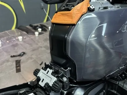 부산 오토바이 PPF BMW R1300GS 트리플블랙 랩핑 비교 시공 / 부산 해운대구