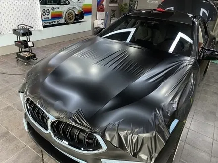 부산 랩핑 BMW M850i 그란쿠페 사틴블랙 전체랩핑으로 완성한 묵직한 존재감 / 부산 해운대구
