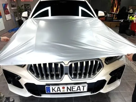 부산 자동차 랩핑 BMW X6 듀오톤(투톤) 랩핑 시공으로 고급스러운 쿠페형 SUV 모델로 만들기! / 부산 해운대구