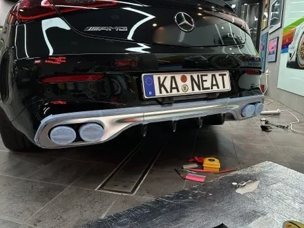 부산 랩핑 벤츠 CLE53 AMG 검정 차량 크롬죽이기, 고광택으로 완성한 밸런스 / 부산 해운대구