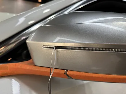 해운대 랩핑 BMW 740d, 블랙 대신 GT실버로 완성한 투톤랩핑 / 부산 해운대구
