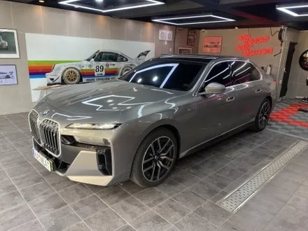 부산 PPF, BMW i7 전체 PPF 후 투톤 랩핑까지 진행한 이유 / 부산 해운대구