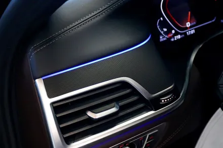 부산 실내 랩핑 BMW(Bayerische Motoren Werke) 740I 우드 가리기 / 부산 해운대구