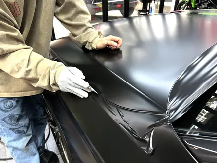 부산 자동차랩핑 BMW M5 컴페티션 사틴블랙 전체랩핑을 통해 강렬한 스포츠 세단으로 변신하기[에이버리] / 부산 해운대구