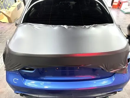 부산랩핑 BMW 3시리즈 사틴 다크 그레이 컬러로 도시적인 느낌 물씬~ / 부산 해운대구