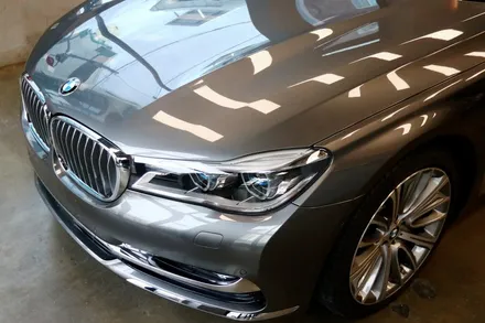 부산 랩핑 BMW750I 에이버리 데니슨 화이트 펄을 입히다. / 부산 해운대구