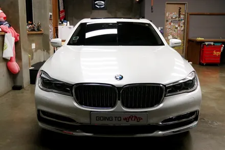 부산 랩핑 BMW750I 에이버리 데니슨 화이트 펄을 입히다. / 부산 해운대구