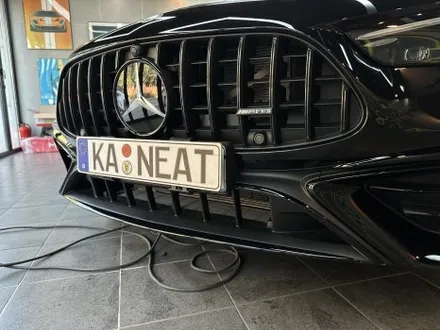 부산 랩핑 벤츠 CLE53 AMG 검정 차량 크롬죽이기, 고광택으로 완성한 밸런스 / 부산 해운대구