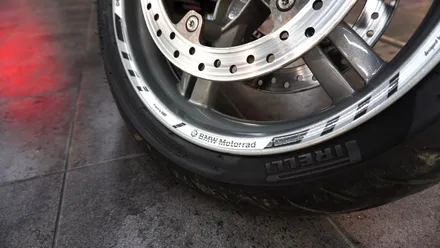 [카니트] 부산 바이크 랩핑 및 데칼 BMW C650GT / 부산 해운대구