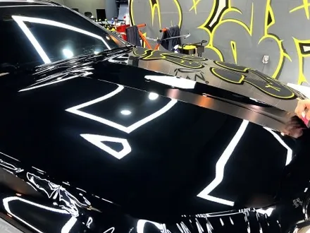 부산 자동차 랩핑 BMW I7 듀오톤(투톤) + 코치라인 고광택 필름으로 차량의 스타일 변화시키기! / 부산 해운대구