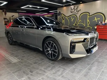 부산 PPF, BMW i7 전체 PPF 후 투톤 랩핑까지 진행한 이유 / 부산 해운대구