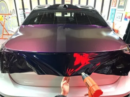부산랩핑 BMW i7 투톤 랩핑 듀오톤 랩핑으로 온 우주를 담은듯한 색상의 차량으로 변신! / 부산 해운대구