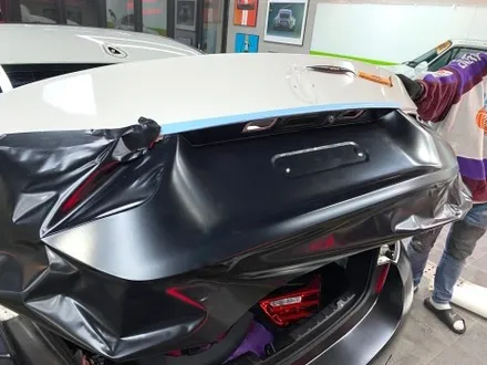 부산랩핑 BMW 4시리즈 쿠페 사틴블랙 전체랩핑으로 묵직하고 깔끔한 쿠페로 만들기! [TINYBOT] / 부산 해운대구