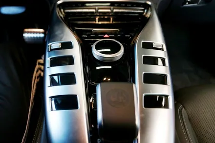부산 실내랩핑 벤츠 GT43AMG 유광 카본 시공기 / 부산 해운대구