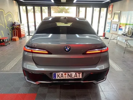 부산 PPF, BMW i7 전체 PPF 후 투톤 랩핑까지 진행한 이유 / 부산 해운대구
