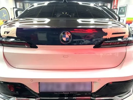부산 BMW I7 카멜레온 투톤 (듀오톤) 랩핑으로 매일매일 새롭게 즐기기 / 부산 해운대구